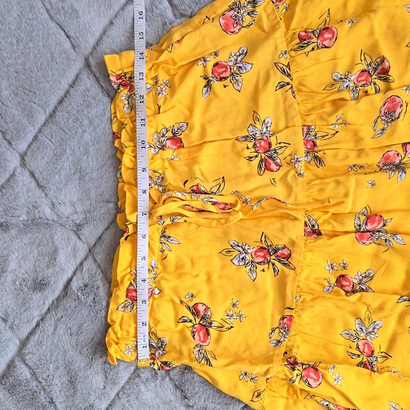 Copper Key Yellow/Red Floral Skirt, Junior Women's Size Medium, Great Condition - Picture 2 of 8